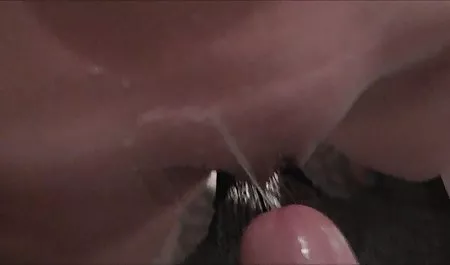 -کار بازیگر بریتانیایی لوسیون صورت فیلم سکس با مادر و دختر مهبل
