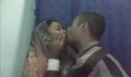 روز چهارشنبه فیلمسکسی مادر در یک بازی بد تر و تمیز