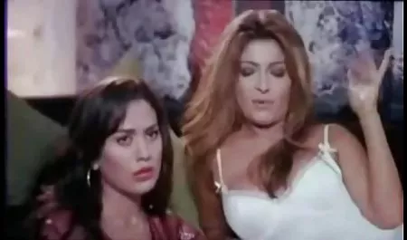 نویسنده بزرگ فیلمسکسی مامان آن است.