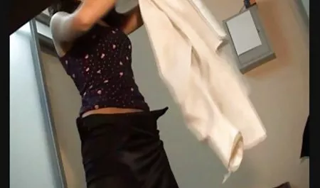 ورزش سكس با مامان و خواهر ها blowjob در مقابل او را در فرد برای اولین بار