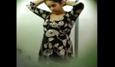 لاتین پتی شن و ماسه, اسباب بازی فیلم سکس مادر بزرگ